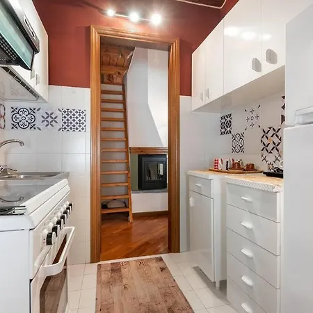 Mansardato Apartamento *